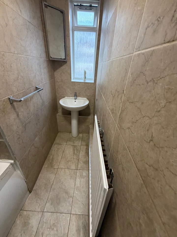 Additional image 8 of 3 Bed Flat, Zaire Court, SW4, SW4 6DE