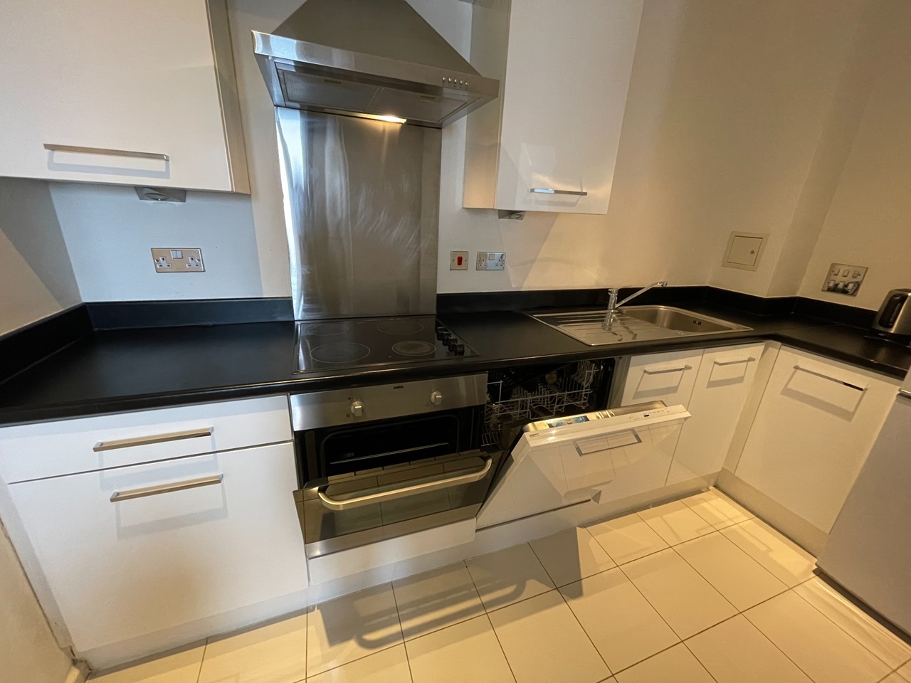 Additional image 14 of 1 Bed Penthouse, Masshouse Plaza, B5, N1 7GU