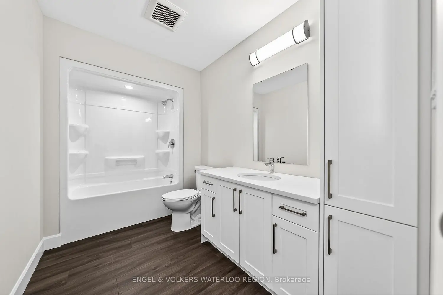 Additional image 20 of 3202 Vivian Line 48