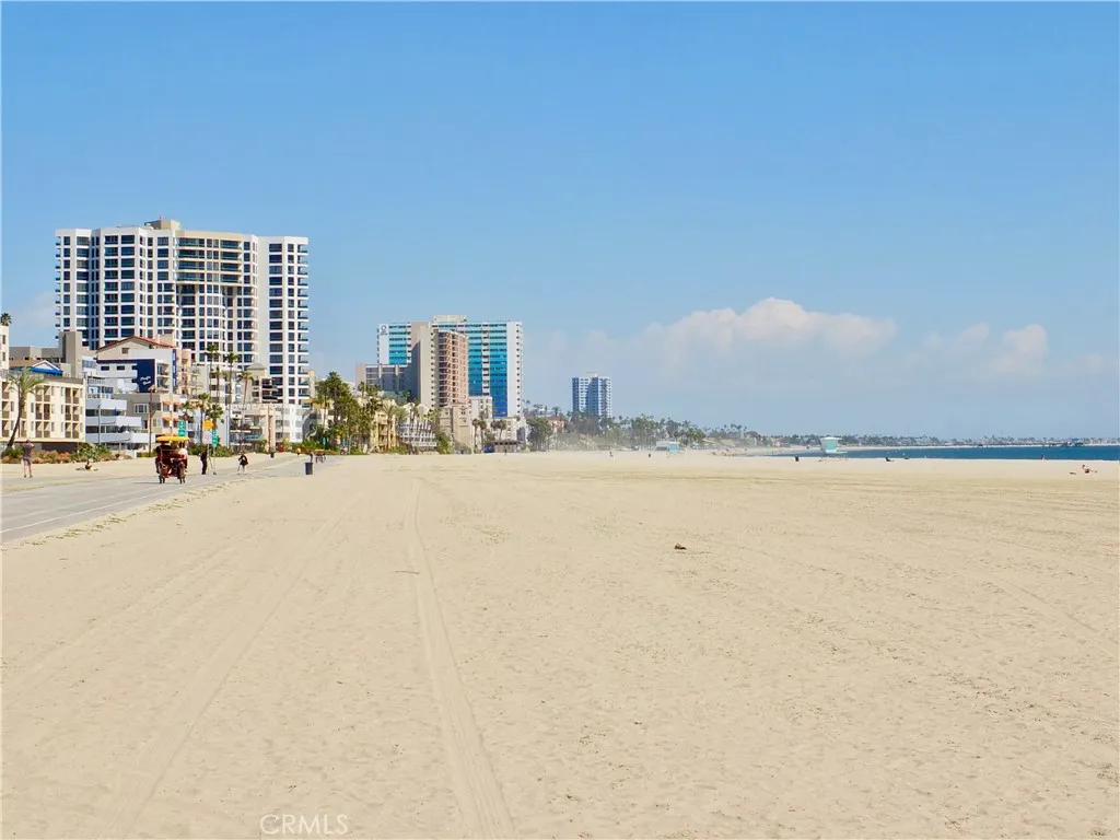 850 E Ocean Boulevard Unit 203, Long Beach, CA 90802