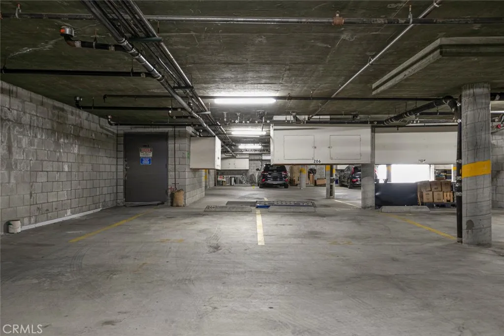 Additional image 20 of 432 N. Kenwood Street Unit 206, Glendale, CA 91206