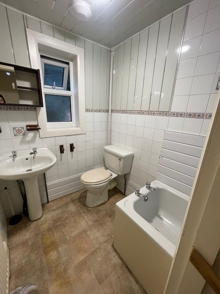 Additional image 16 of Room in a Shared House, Hyde Park Road, LS6, LS6 1AJ