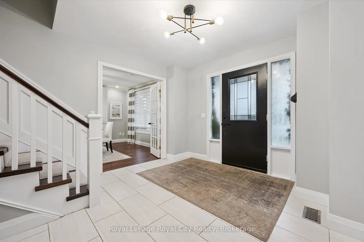 Additional image 2 of 60 Hands Drive