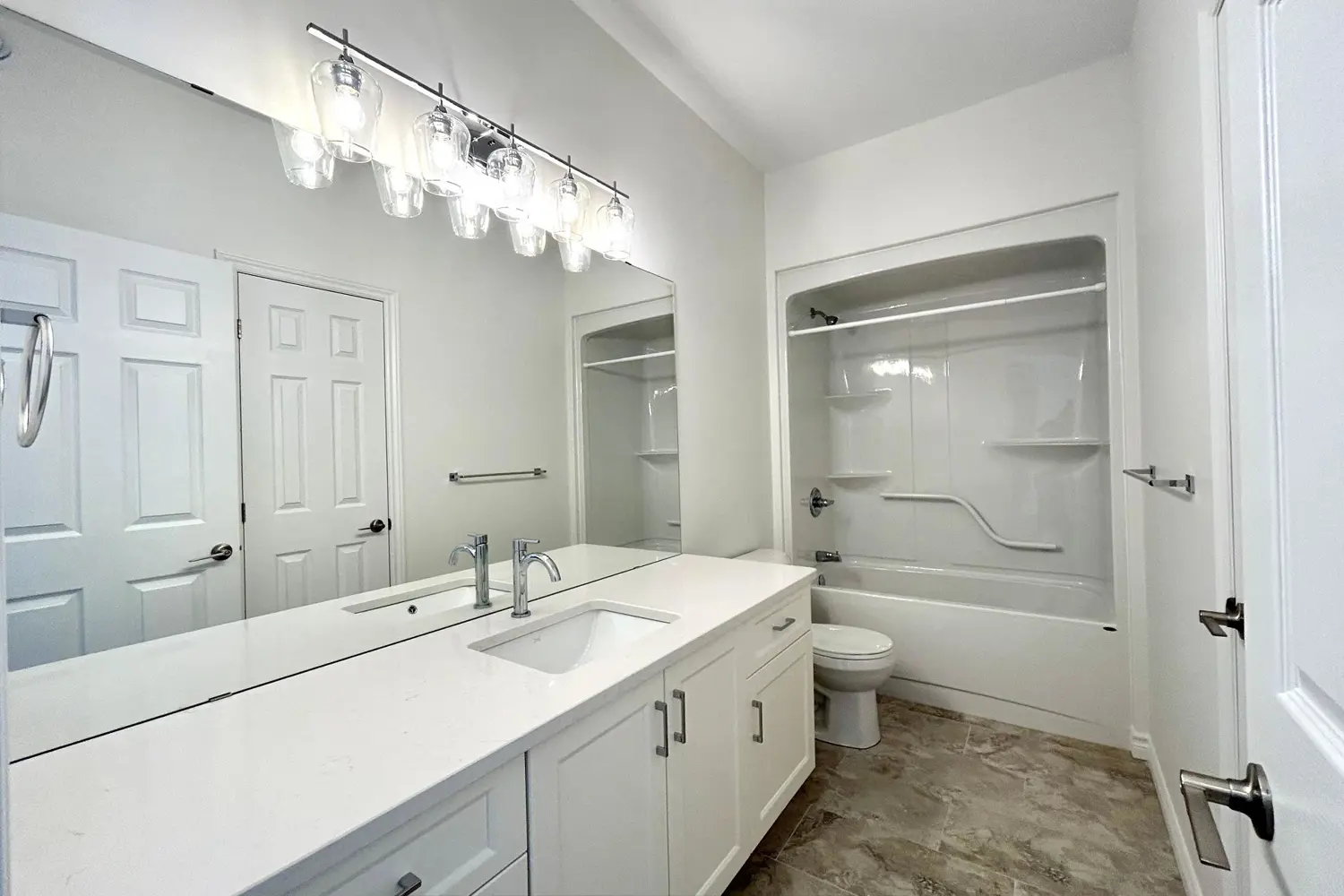 Additional image 13 of 134 Stonecrest Boulevard