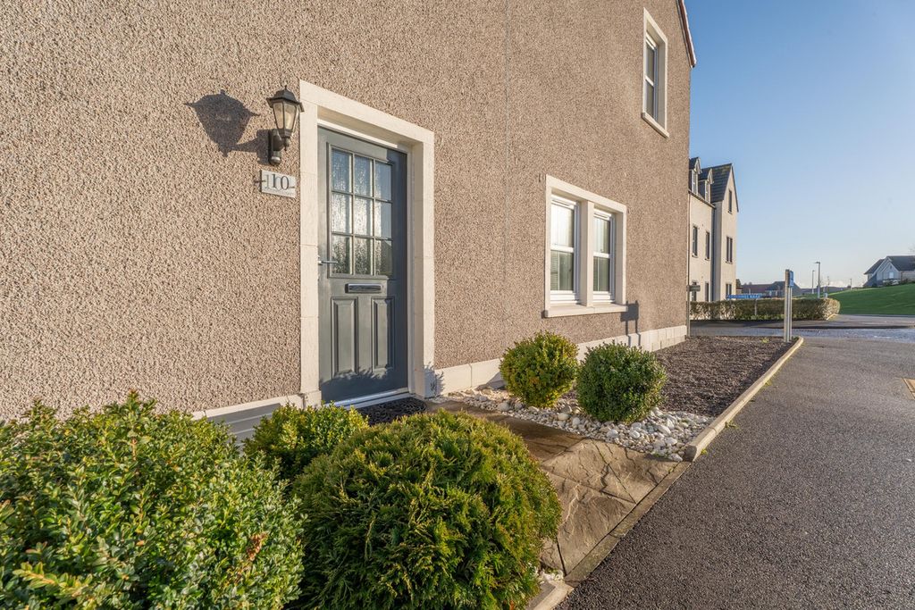 2 bed maisonette for salePerwinnes Crescent, Aberdeen AB23