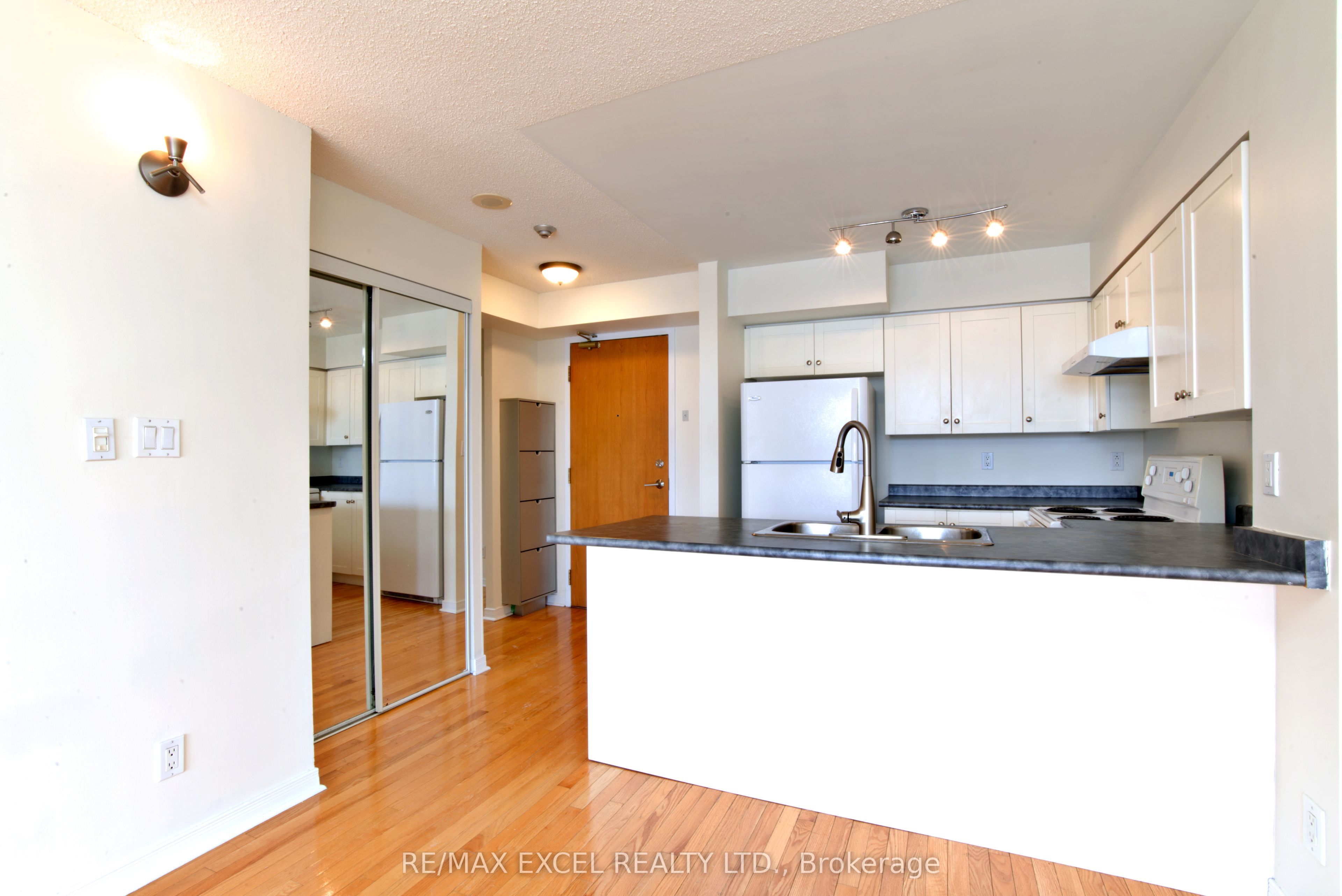 Additional image 6 of 410-19 Northern Heights Drive, Richmond Hill, ON, L4S 4B4