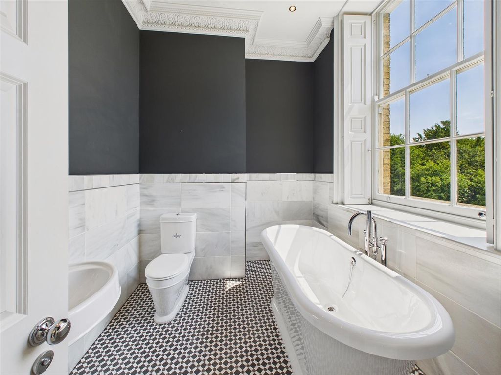 Additional image 5 of 2 bed flat for saleRiplingham Road, Raywell HU16