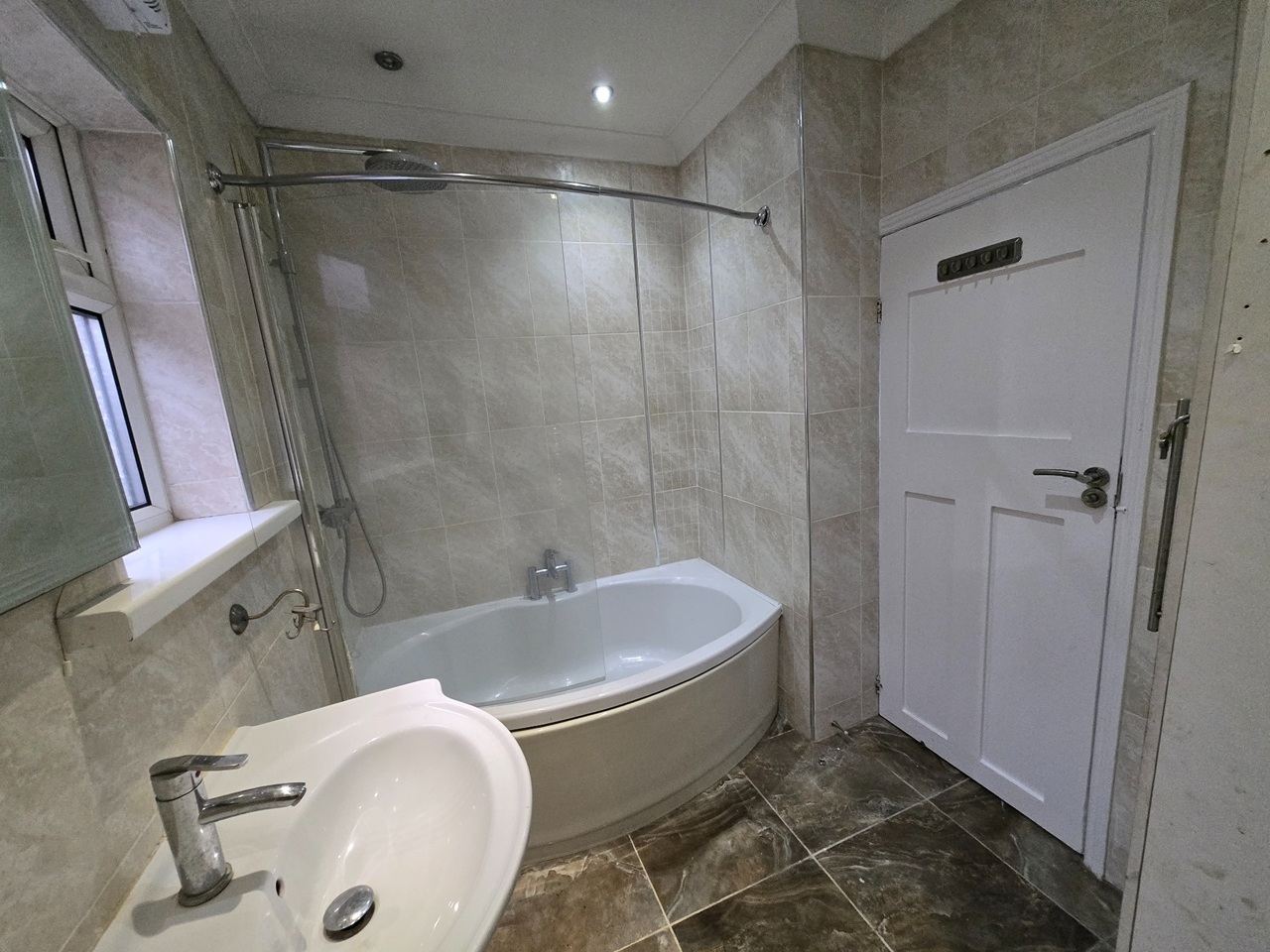 Additional image 10 of Room in a Shared House, Gillott Road, B16, N1 7GU
