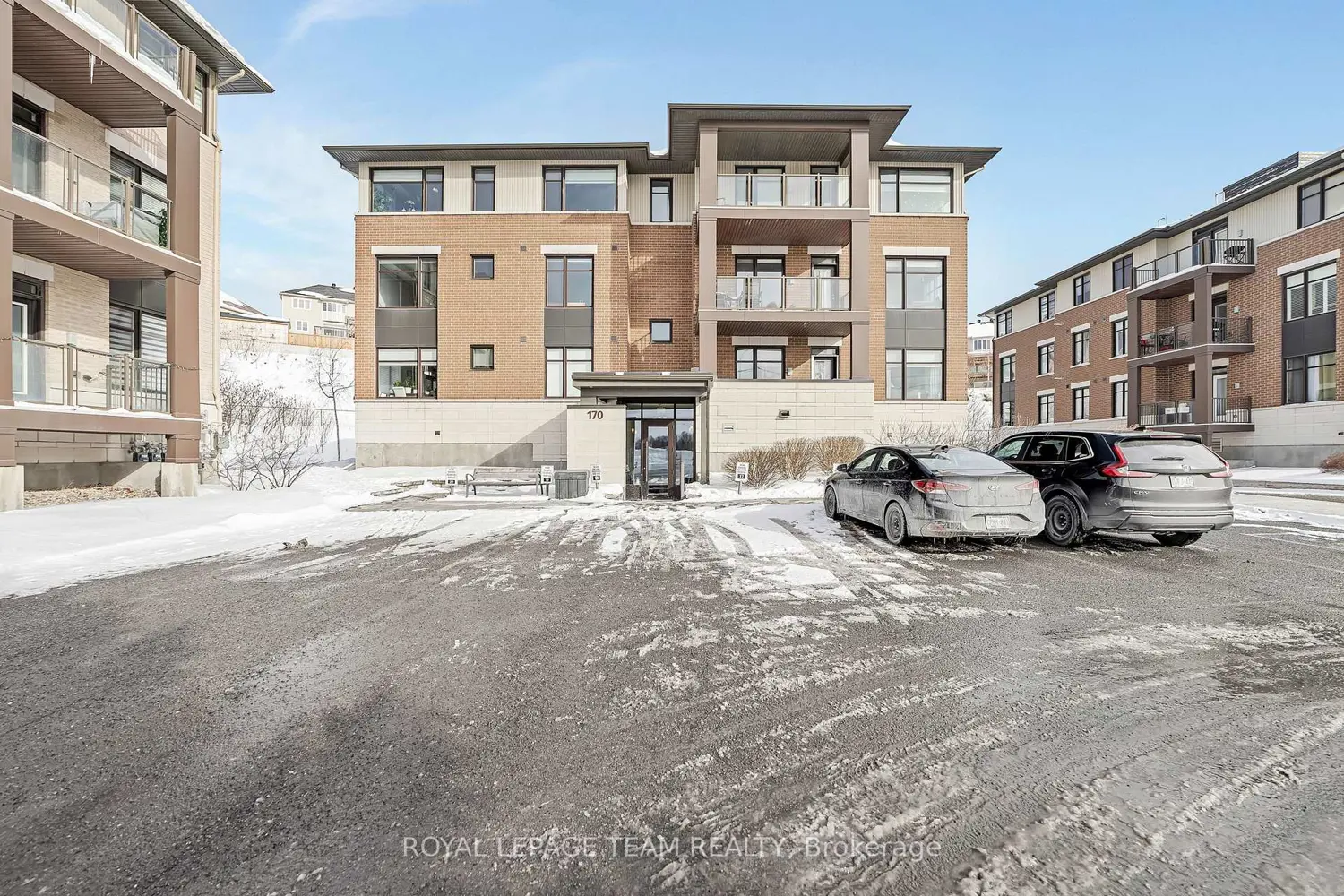 170 Guelph Private 202