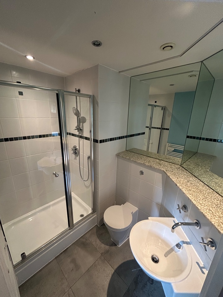 Additional image 4 of 2 Bed Flat, Essex Street, B5, N1 7GU