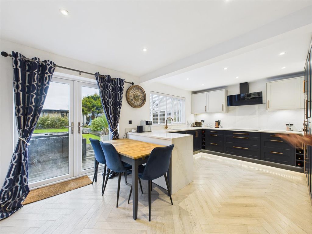 Additional image 14 of 4 bed detached house for saleRest Bay Close, Porthcawl CF36