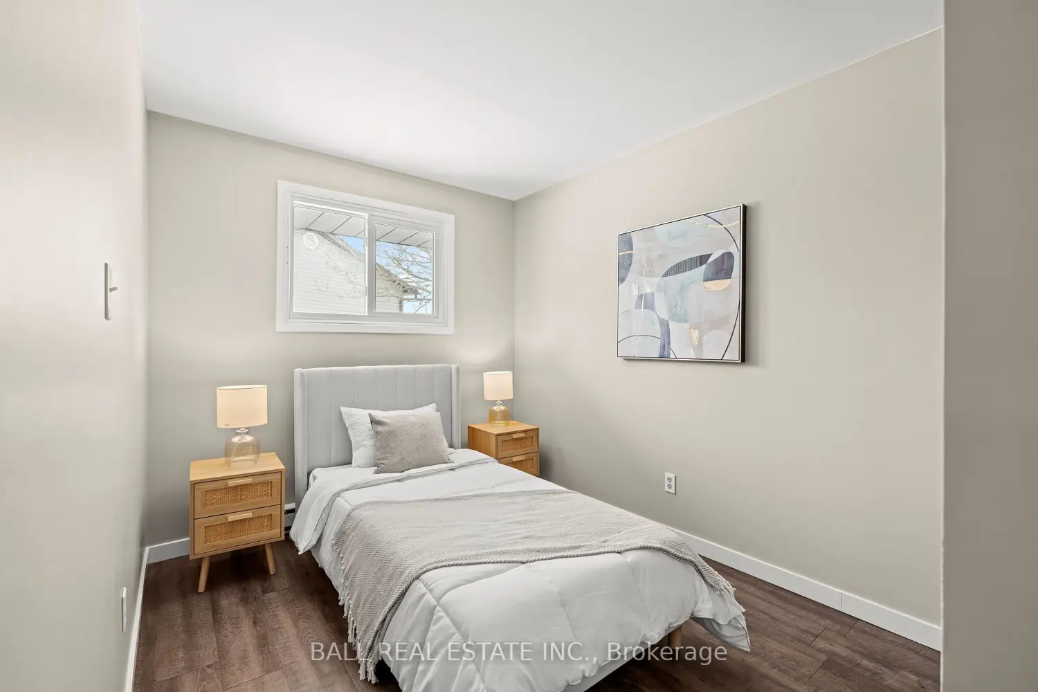 Additional image 13 of 996 Sydenham Road 9