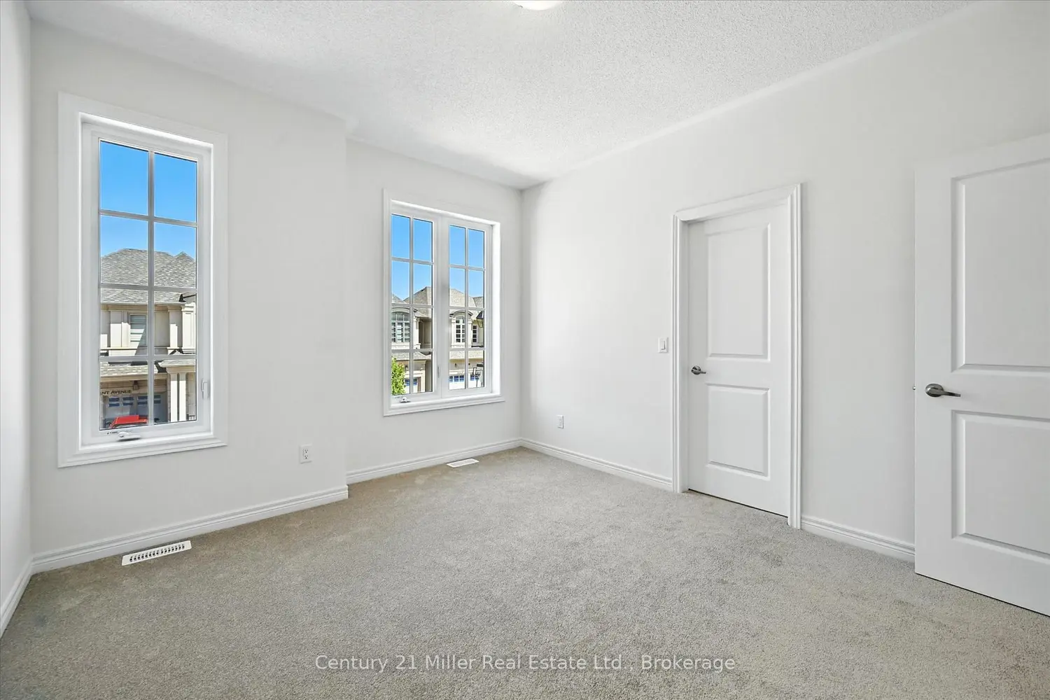 Additional image 14 of 3250 Millicent Avenue
