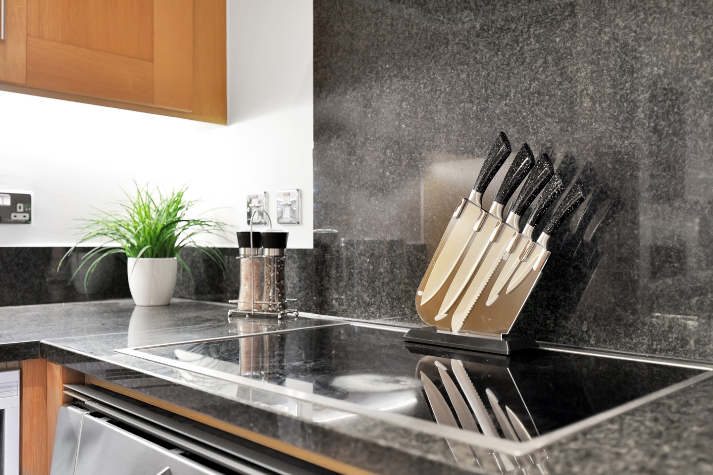 Additional image 31 of 3 Bed Flat, Thames Point, SW6, N1 7GU