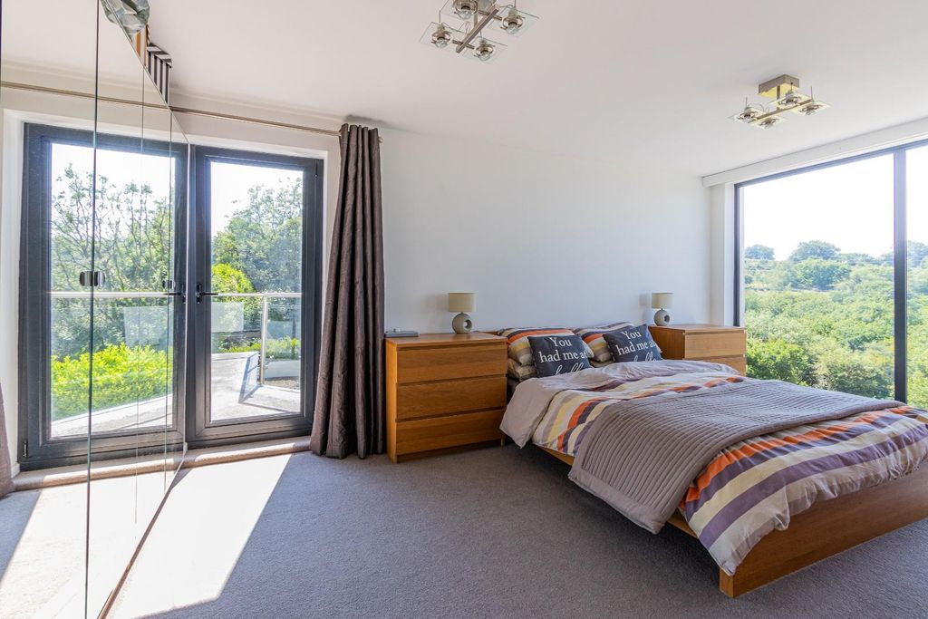 Additional image 15 of 5 bed detached house for saleWaunwaelod Way, Caerphilly CF83