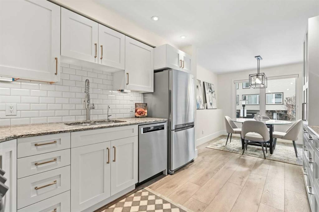 Additional image 5 of 212 Coachway Lane SW, Calgary, AB, T3H 2V9