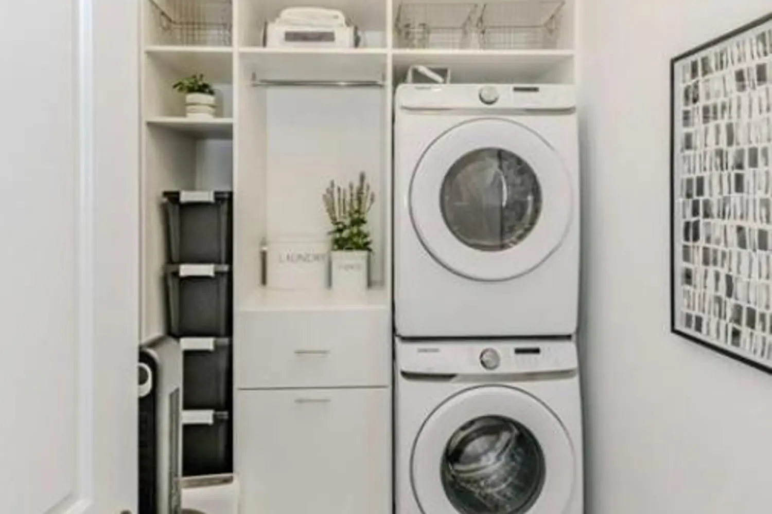 Additional image 20 of 1880 Gordon Street 204