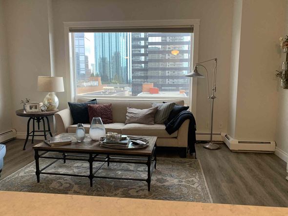 suite #802, EDM408, Edmonton, AB, T5J 4Y8