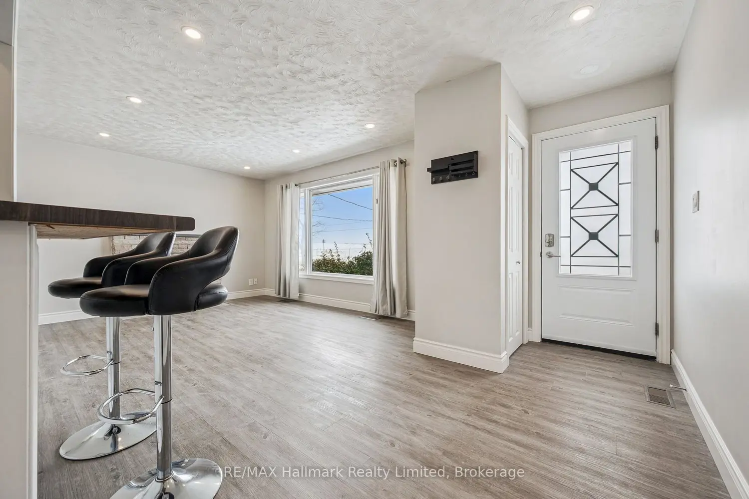 Additional image 2 of 474 College Avenue