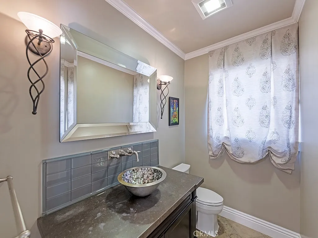 Additional image 75 of 5463 Katherine Ave, Sherman Oaks, CA 91401