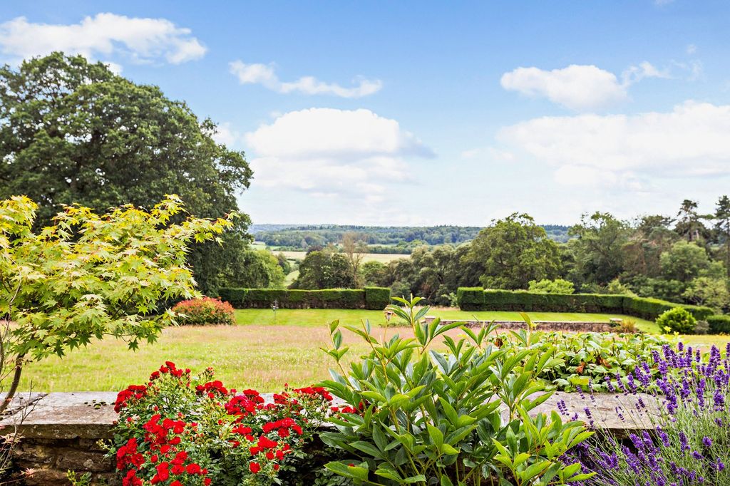 Additional image 14 of 2 bed flat for saleYattendon Court, Yattendon, Thatcham, Berkshire RG18