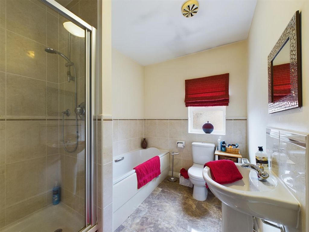 Additional image 17 of 5 bed detached house for saleSanderling Way, Porthcawl CF36