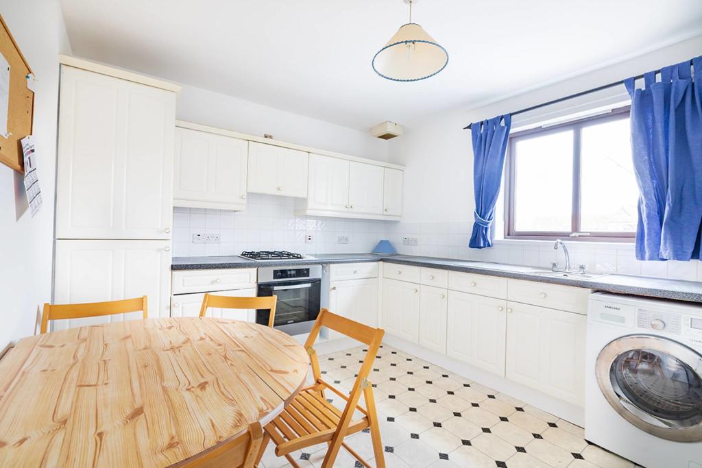 Additional image 4 of Flat F, 47 Seaforth Road, Aberdeen, AB24 5PG