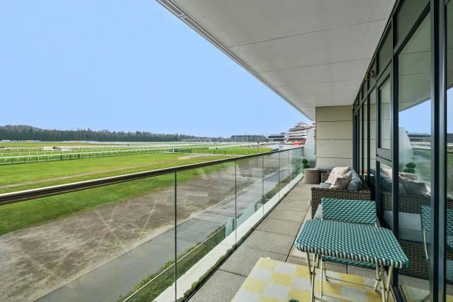 Additional image 18 of 2 bed flat for saleNewbury Racecourse, Berkshire RG14