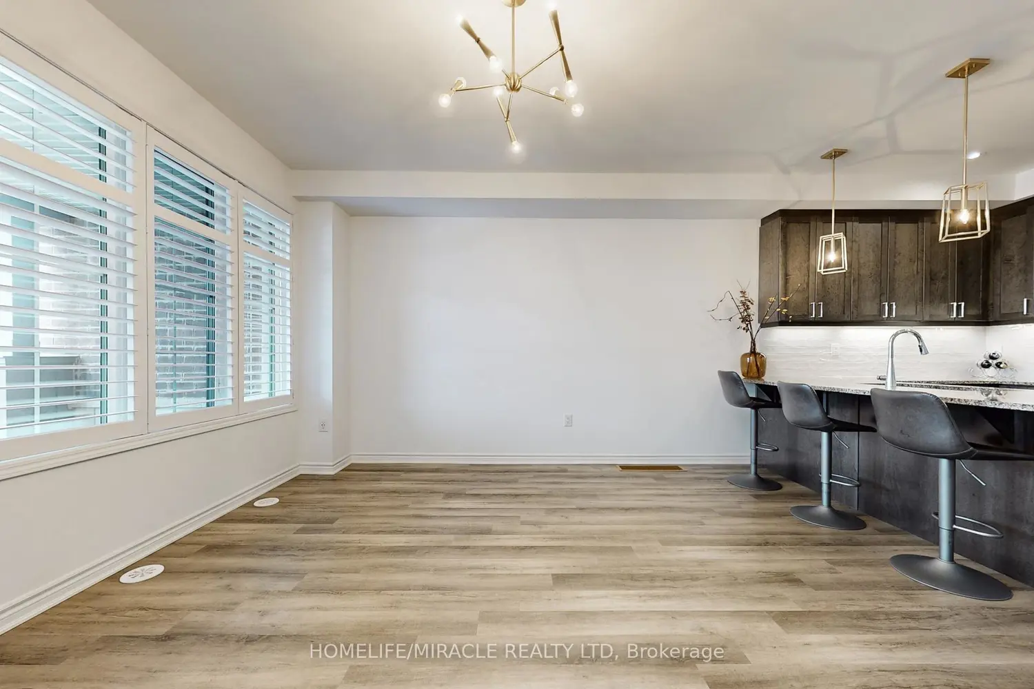 Additional image 3 of 1587 Moira Crescent