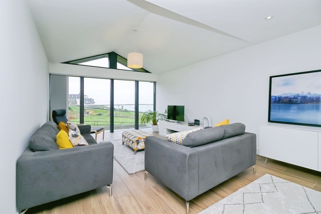 Additional image 8 of 2 bed flat for saleSlon Lane, Ogmore-By-Sea, Vale Of Glamorgan CF32