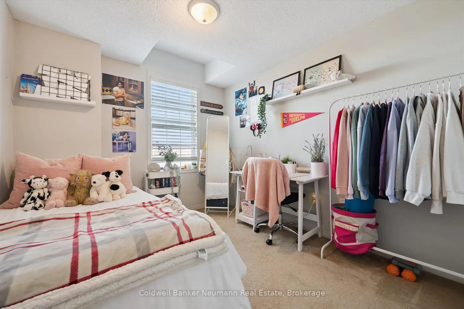 Additional image 14 of 124 Gosling Gardens 33