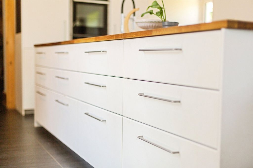 Additional image 7 of 6 bed detached house for saleCilonen, Three Crosses, Swansea SA4