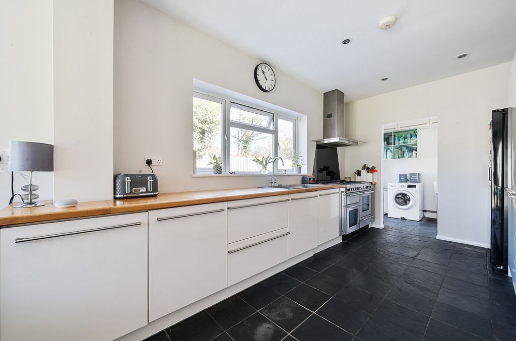 Additional image 5 of 5 bed detached house for salePlaistow, Billingshurst, West Sussex RH14