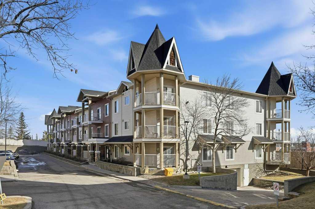 5106-70 Panamount Drive NW, Calgary, AB, T3K5Z1