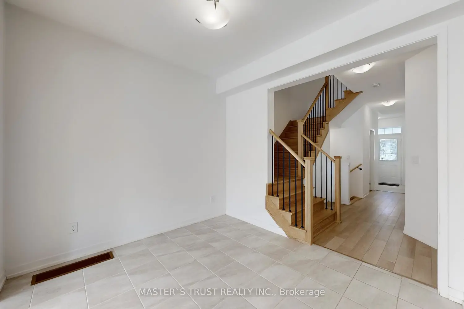 Additional image 8 of 208 Harding Park Street