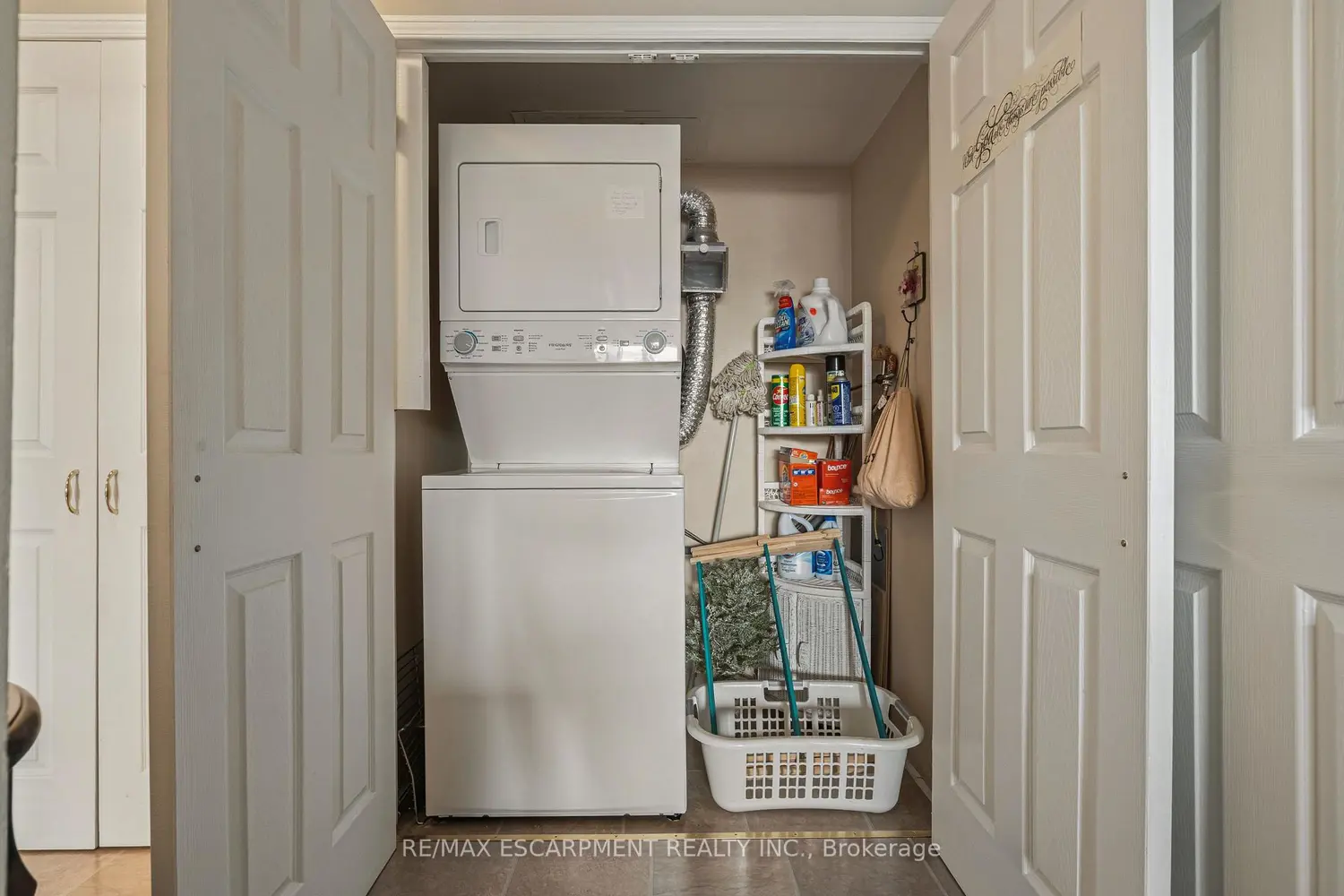 Additional image 13 of 2055 Upper Middle Road 407