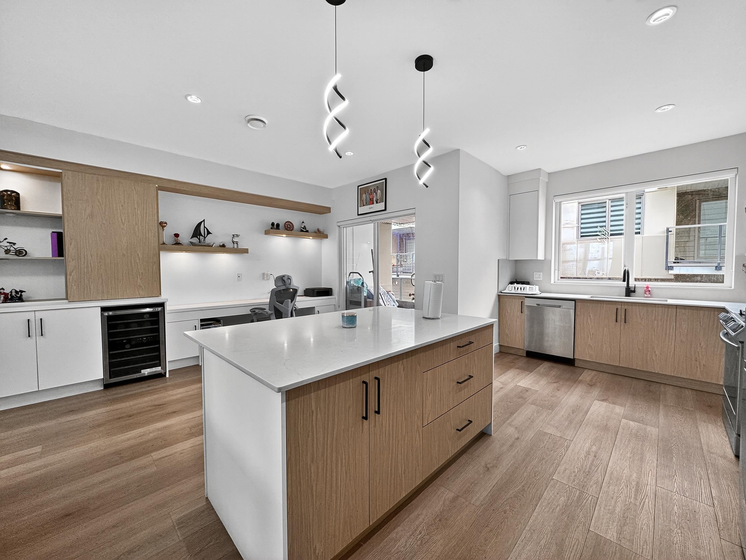 Additional image 5 of 30-12585 104a Avenue, Surrey, BC, V3V 0G7