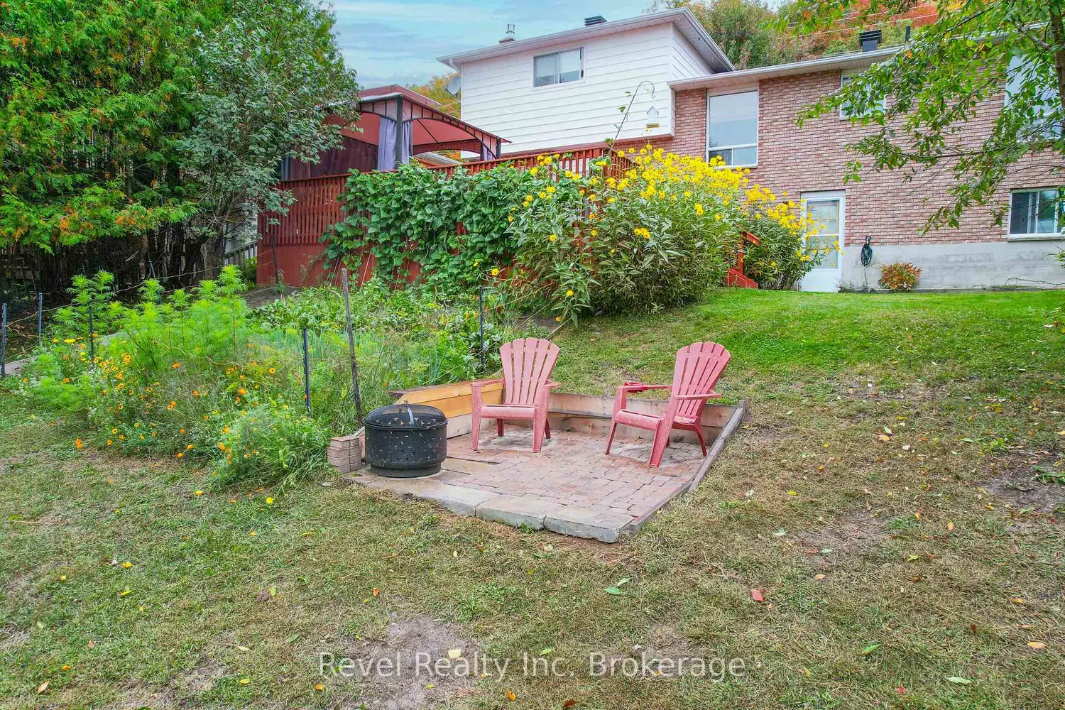 Additional image 13 of 871 Ski Club Road