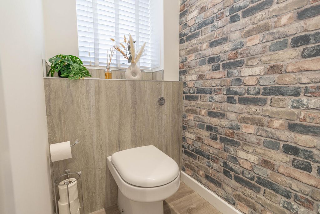 Additional image 26 of 4 bed detached bungalow for saleKarlix Cottage, Auchenheath, Lanark ML11