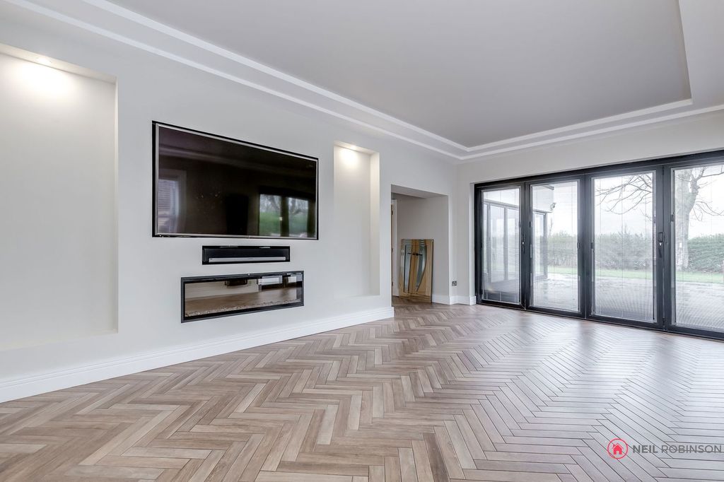 Additional image 8 of 12 bed detached house for salePhipps Lane, Burtonwood, Warrington WA5