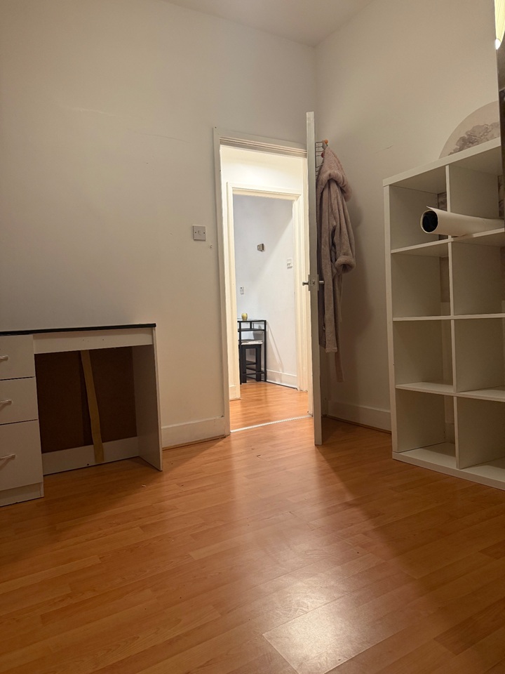 Additional image 2 of 1 Bed Flat, Bacon Street, E2, N1 7GU