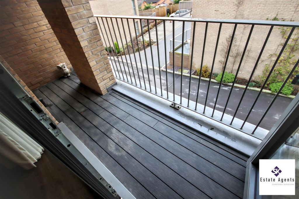 Additional image 17 of 2 bed flat for saleChelsea Heights, Sheffield S11