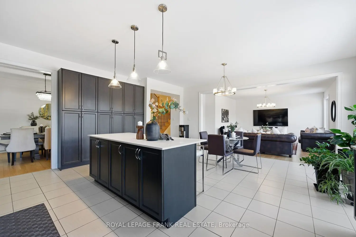 Additional image 8 of 60 Hennessey Crescent