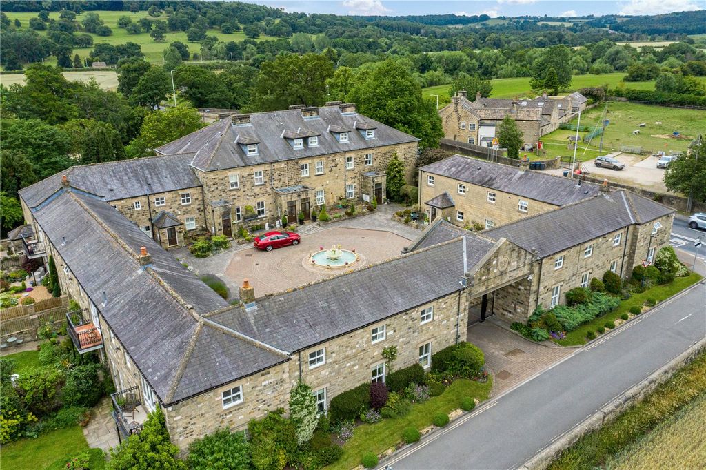 Additional image 18 of 4 bed flat for saleBridge House, Bridge Court, Harrogate Road, Harewood, Leeds LS17