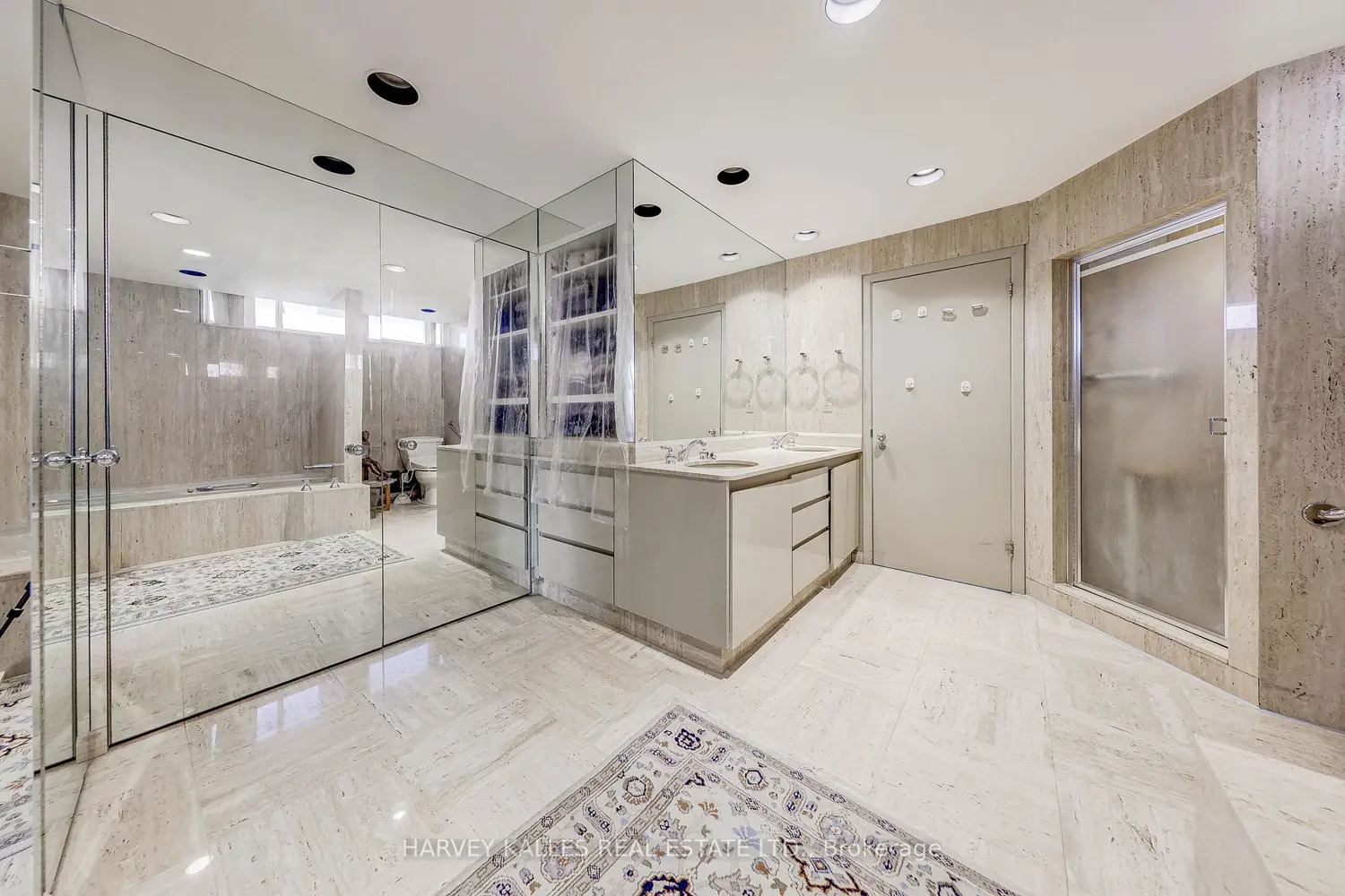 Additional image 12 of 2600 Bathurst Street 1001