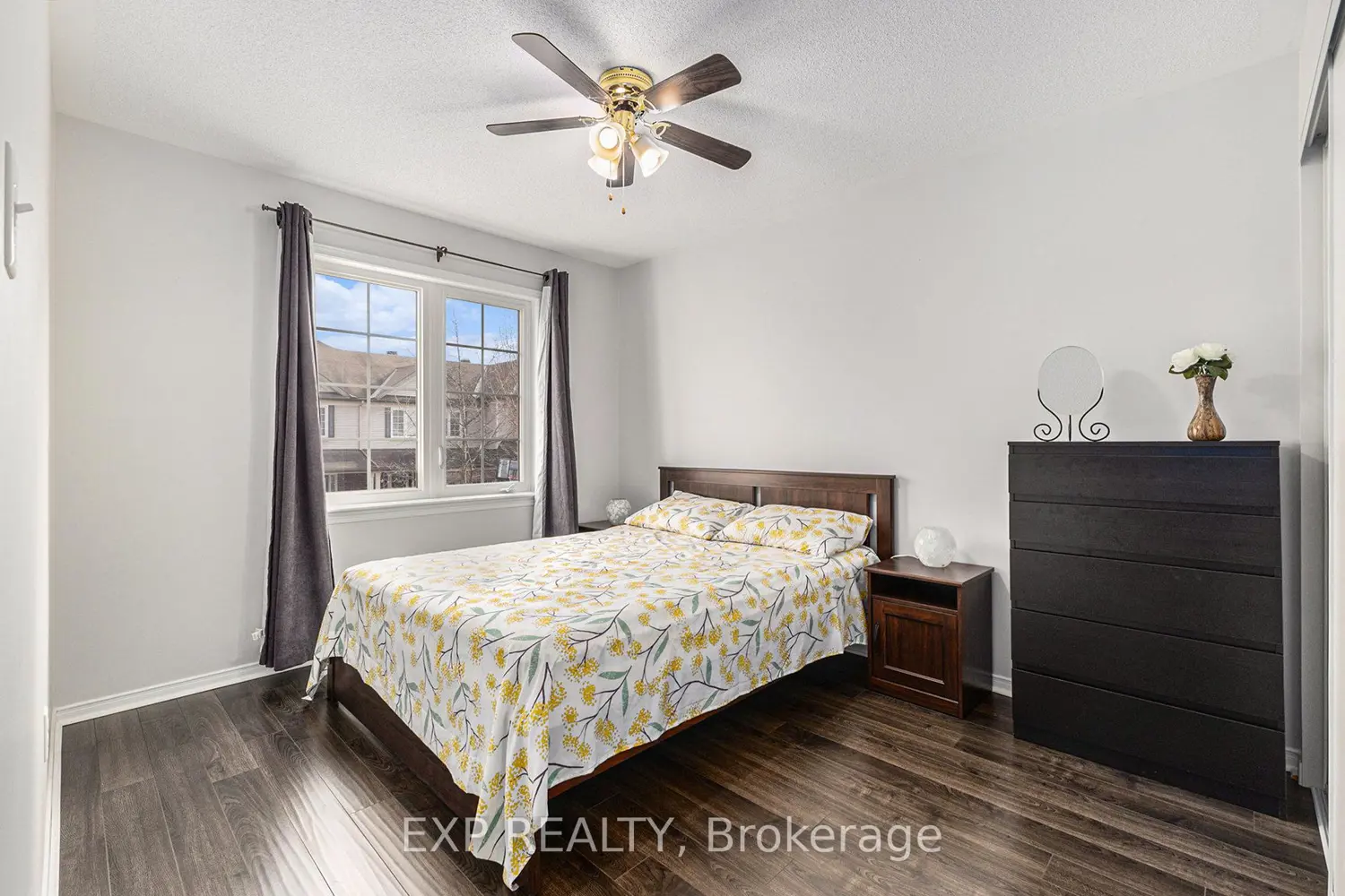 Additional image 8 of 407 Heathrow Private