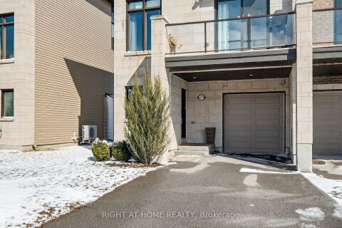 Additional image 8 of 570 Labrador Crescent, Ottawa, ON, K1T 0R3