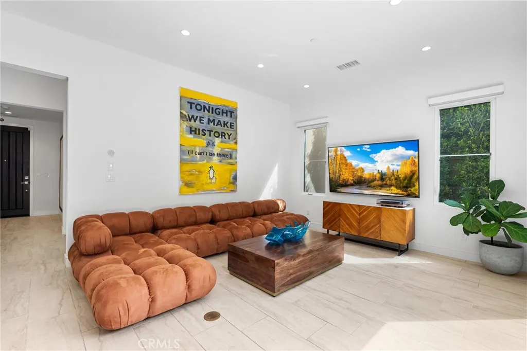 Additional image 53 of 120 Linda Vista, Irvine, CA 92618