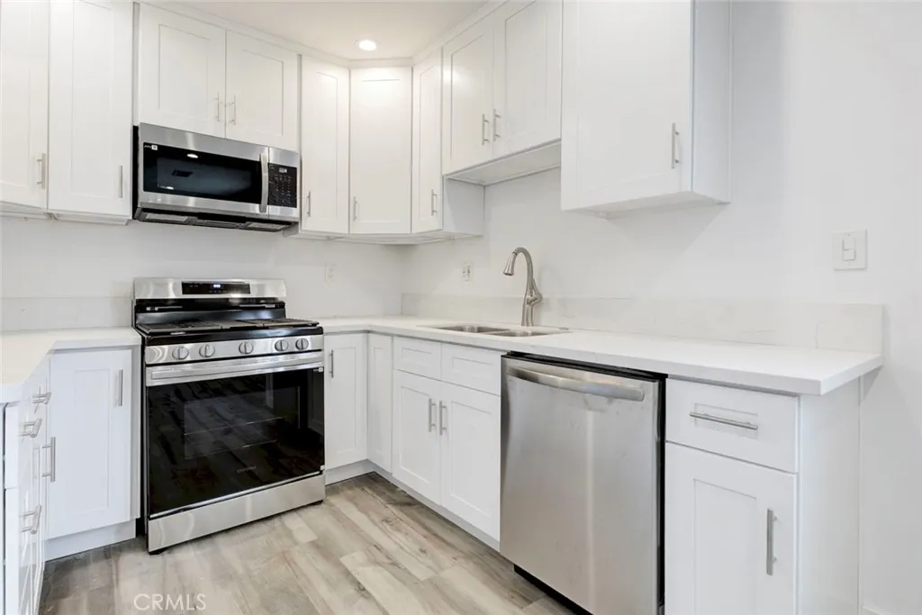 Additional image 8 of 11326 Haskell Avenue, Granada Hills, CA 91324