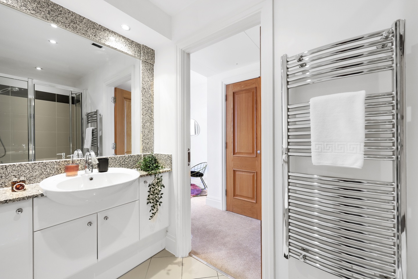 Additional image 7 of 3 Bed Flat, Thames Point, SW6, N1 7GU